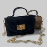 ai-1758540556544-4z3f